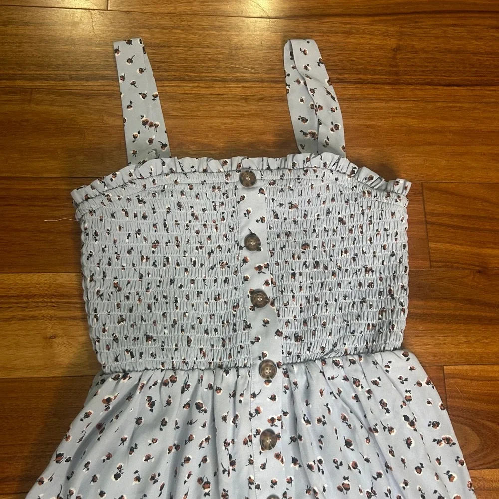 Sienna Sky Floral‎ Smocked Dress Button Front Casual Sundress Light Blue M